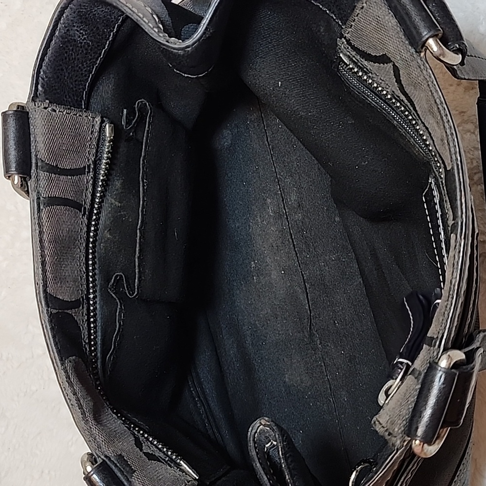 Coach Y2K Elegant  Hamptons Hobo Mobwife  Shoulder Bag - Picture 12 of 16